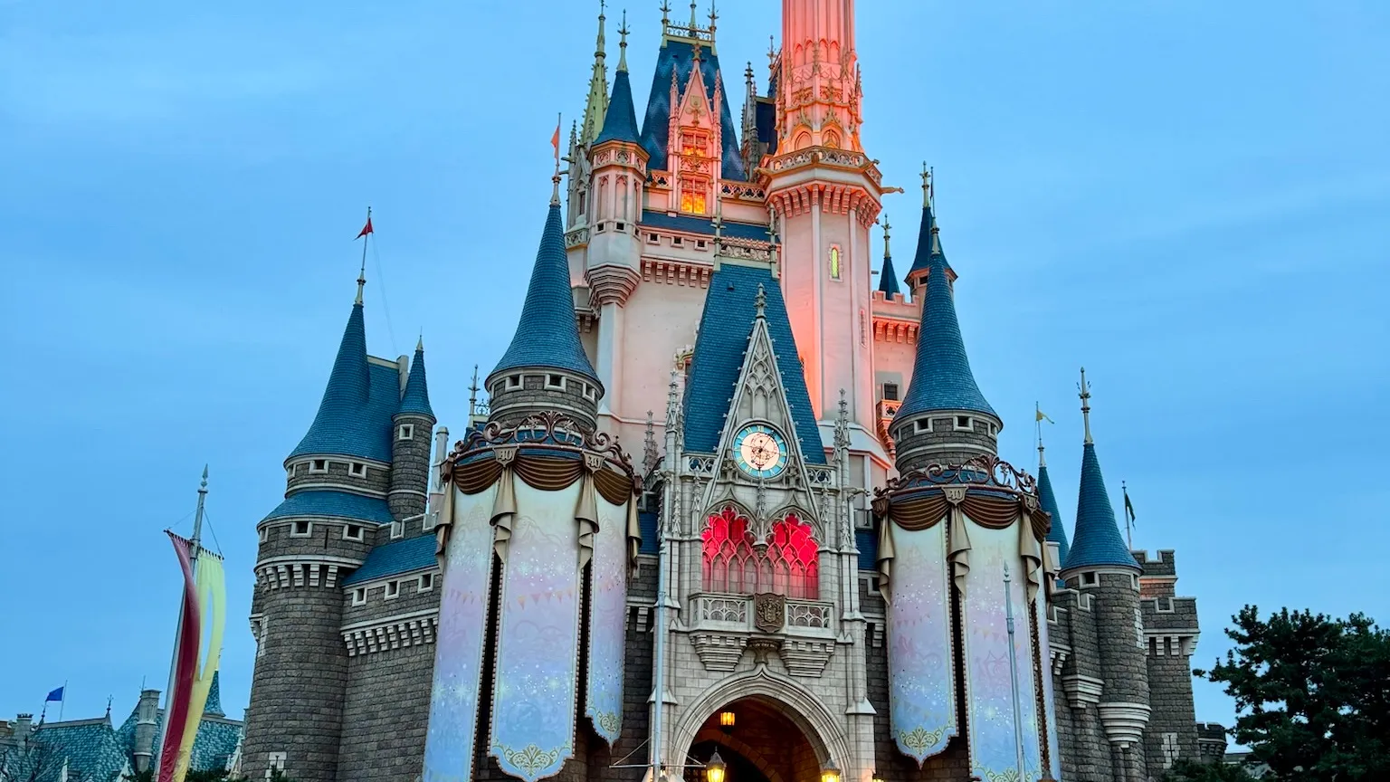ディズニーランド４０周年オタクの効率的に回る８つの攻略法